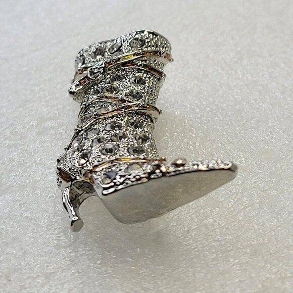 Silver Boots Brooch Pin - Picture 2 of 12